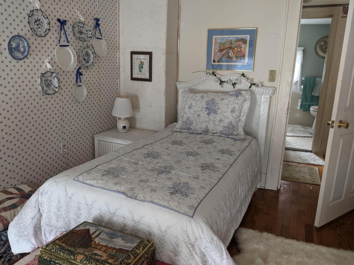 Baylies Home Tully Екстериор снимка